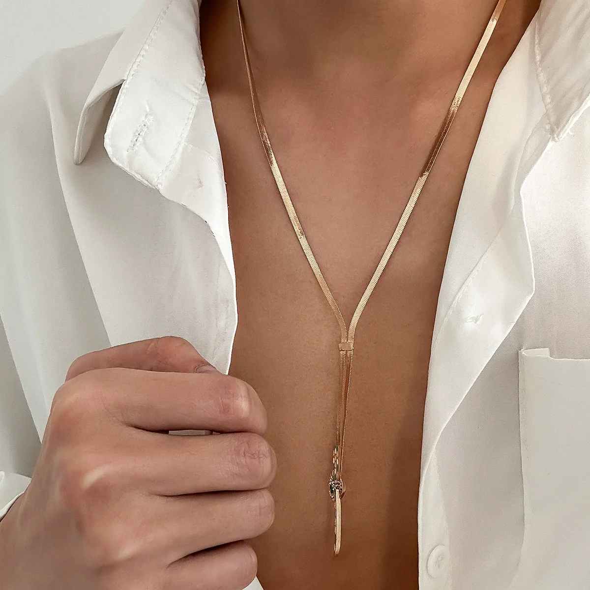 Men's Alloy Handmade Geometric Snake Necklace - Image 2