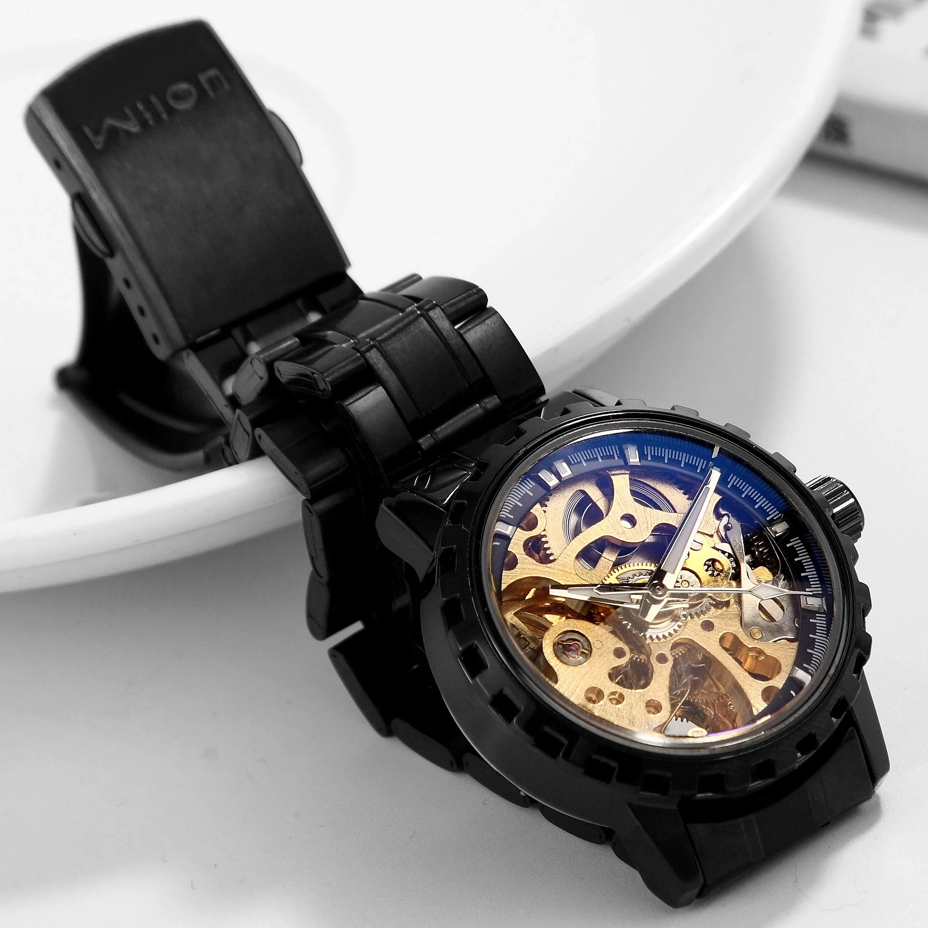 Men's Automatic Mechanical Alloy Watch With Hollow Luminous Waterproof Fashion Style And Round Dial - Image 2