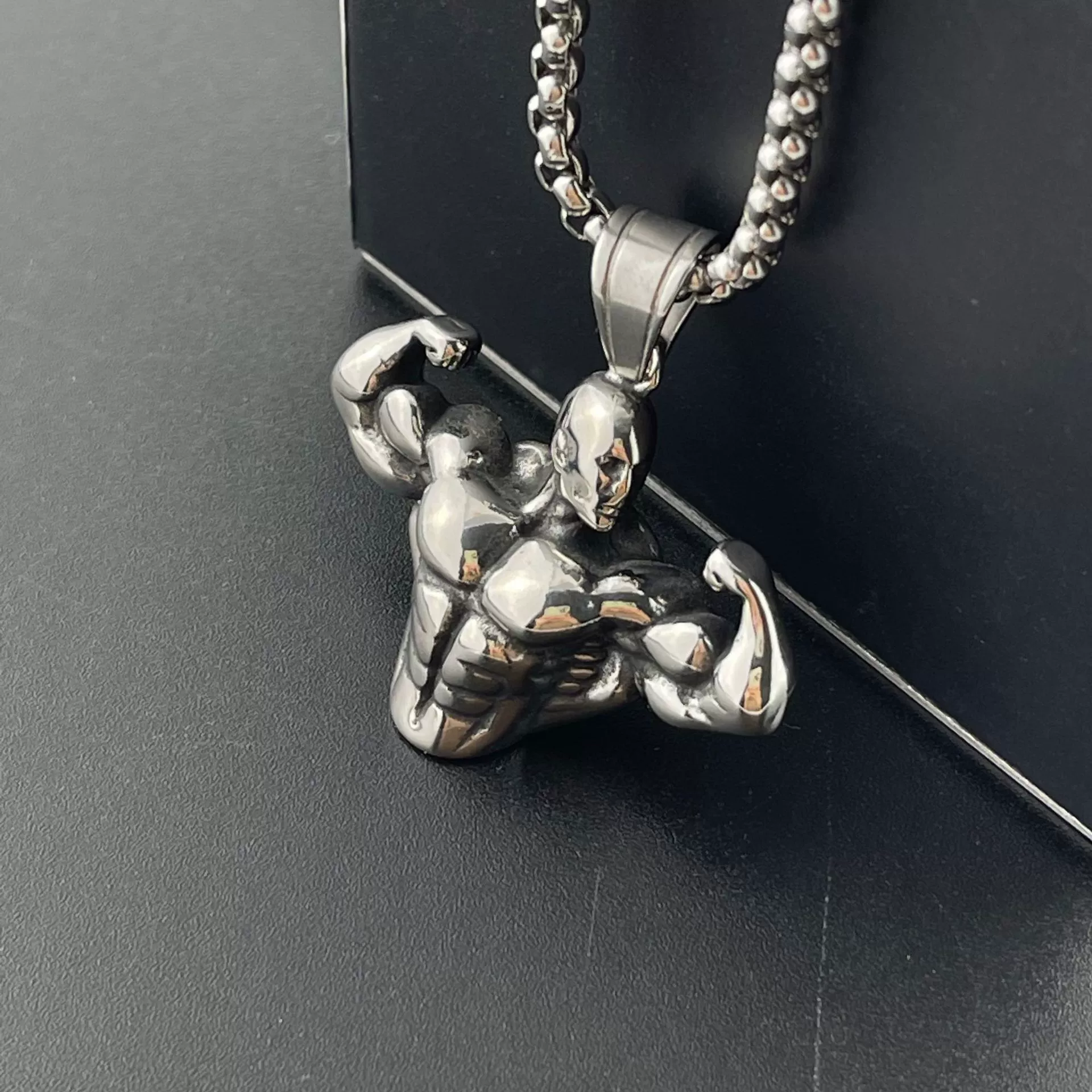 Men's Bodybuilding Arm Muscle Pendant Necklace Stainless Steel Retro Geometric Polished - Image 3