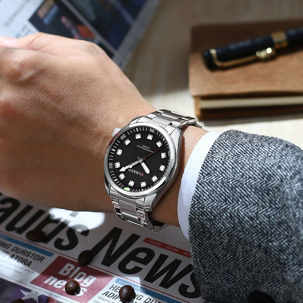 Men's Business Alloy Case Stainless Steel Band Round Dial Waterproof Quartz Watch - Image 4