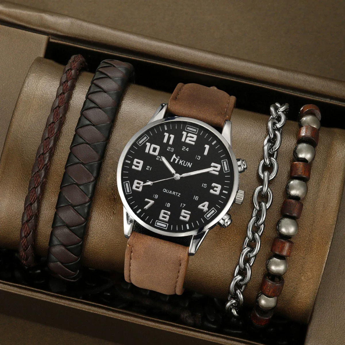 Men's Fashion Alloy Case Imitation Leather Belt Pointer Round Dial Watch With Stainless Steel Clasp - Image 6