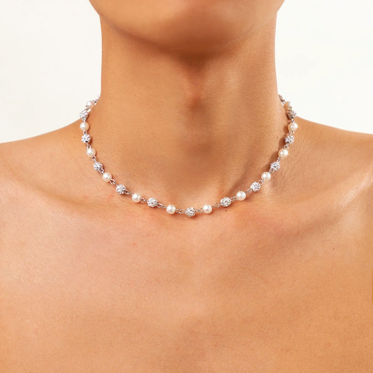Men's Jewelry Pearl Chain With Rhinestone Pendant And Micro Inlay Made Of Alloy