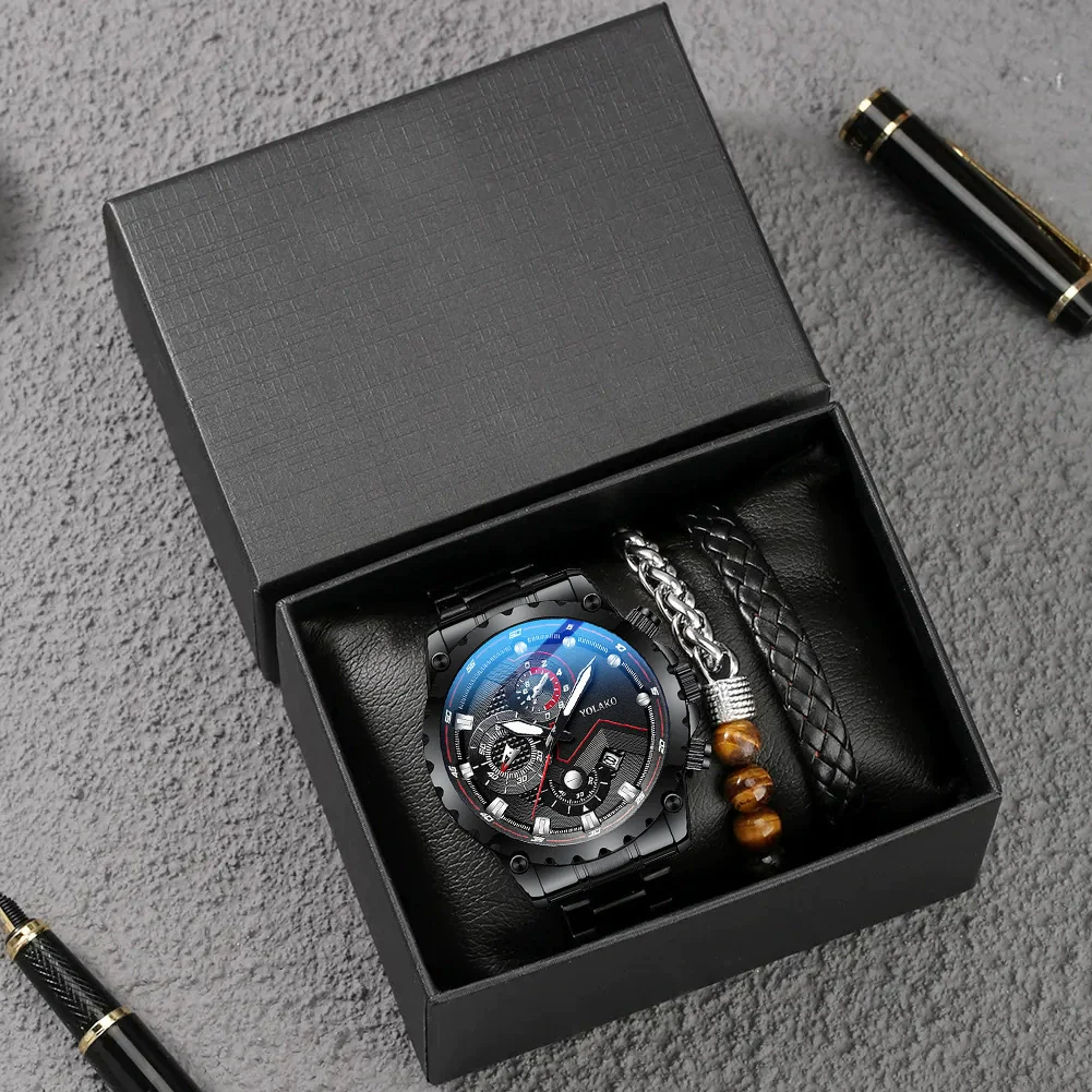 Men's Leisure Quartz Watch With Alloy Band And Stainless Steel Clasp Round Dial
