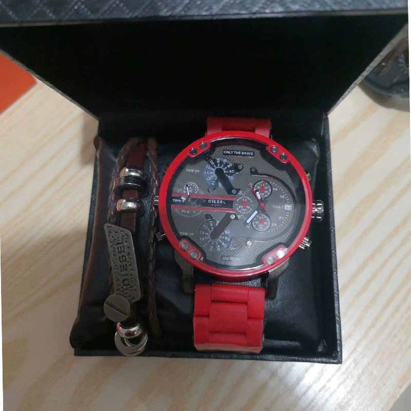 Men's Leisure Quartz Watch With Alloy Band And Stainless Steel Clasp Round Dial - Image 18
