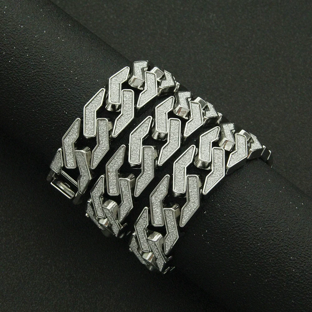 Men's Motorcycle Glitter Alloy Cuban Chain Hip Hop Geometric Electroplated Bracelet - Image 4