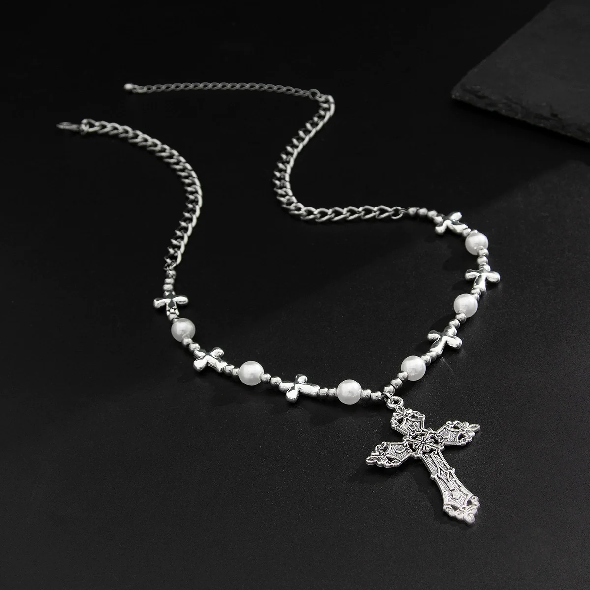 Men's Retro Cross Pendant Necklace Alloy Geometric Handmade Pearl Stitching - Image 4