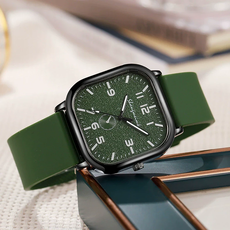 Men's Square Alloy Case And Silicone Strap Fashion Retro Quartz Watch With Stainless Steel Pin Buckle And Spiral Crown - Image 3