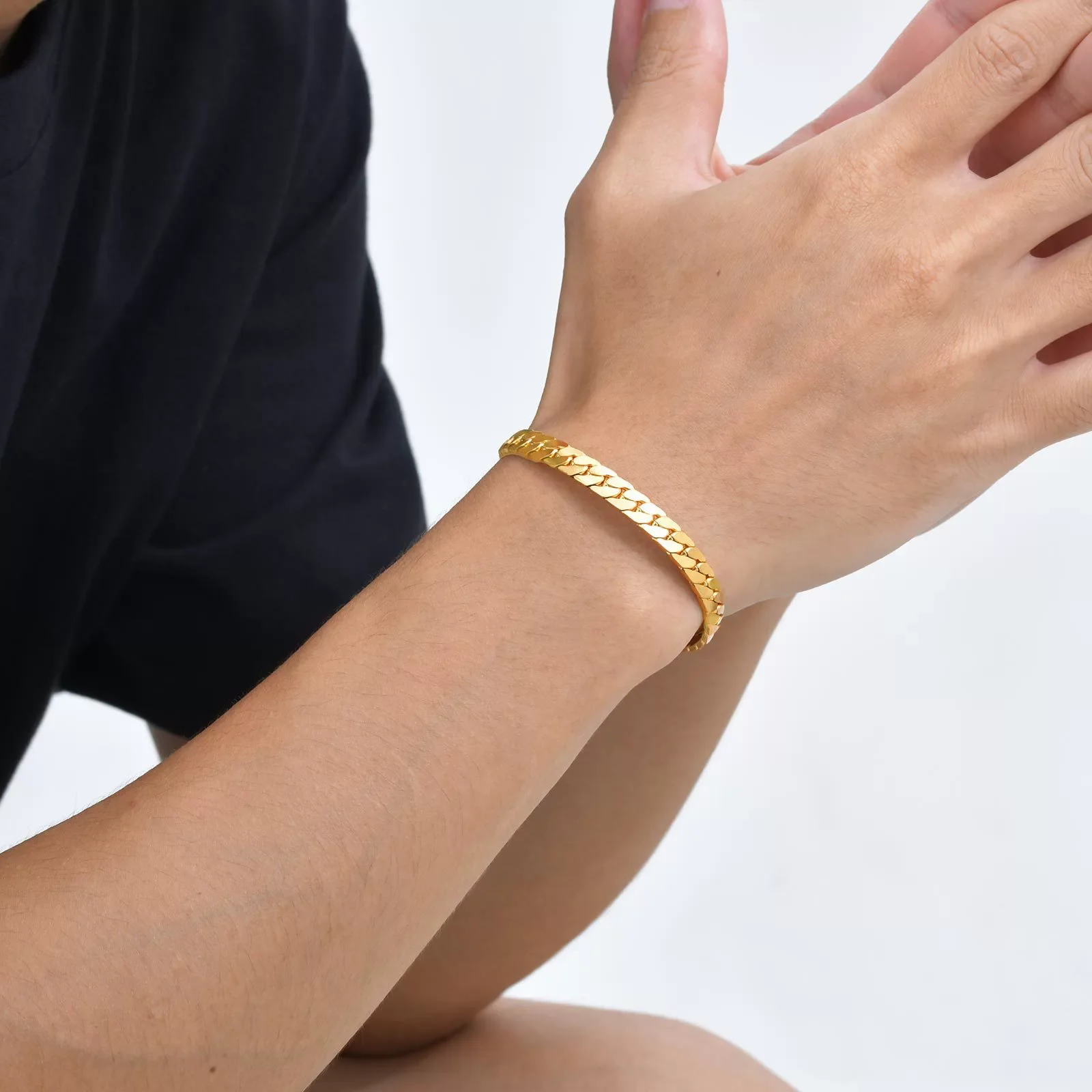 Men's Stainless Steel Flat Foursided Chain Bracelet Fashion Style - Image 4