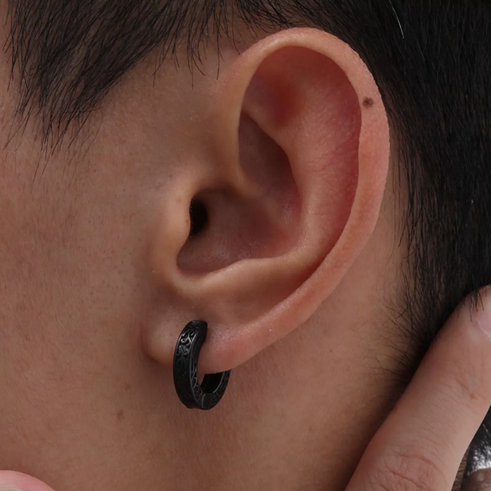 Men's Stainless Steel Geometric Retro Hiphop Electroplated Earrings - Image 3