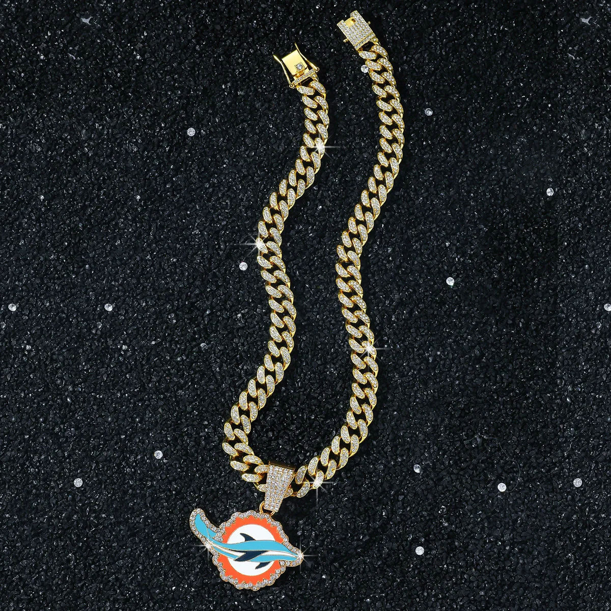 Men's Zinc Alloy Geometric Dolphin Pendant Necklace With Cuban Chain And Electroplating - Image 6