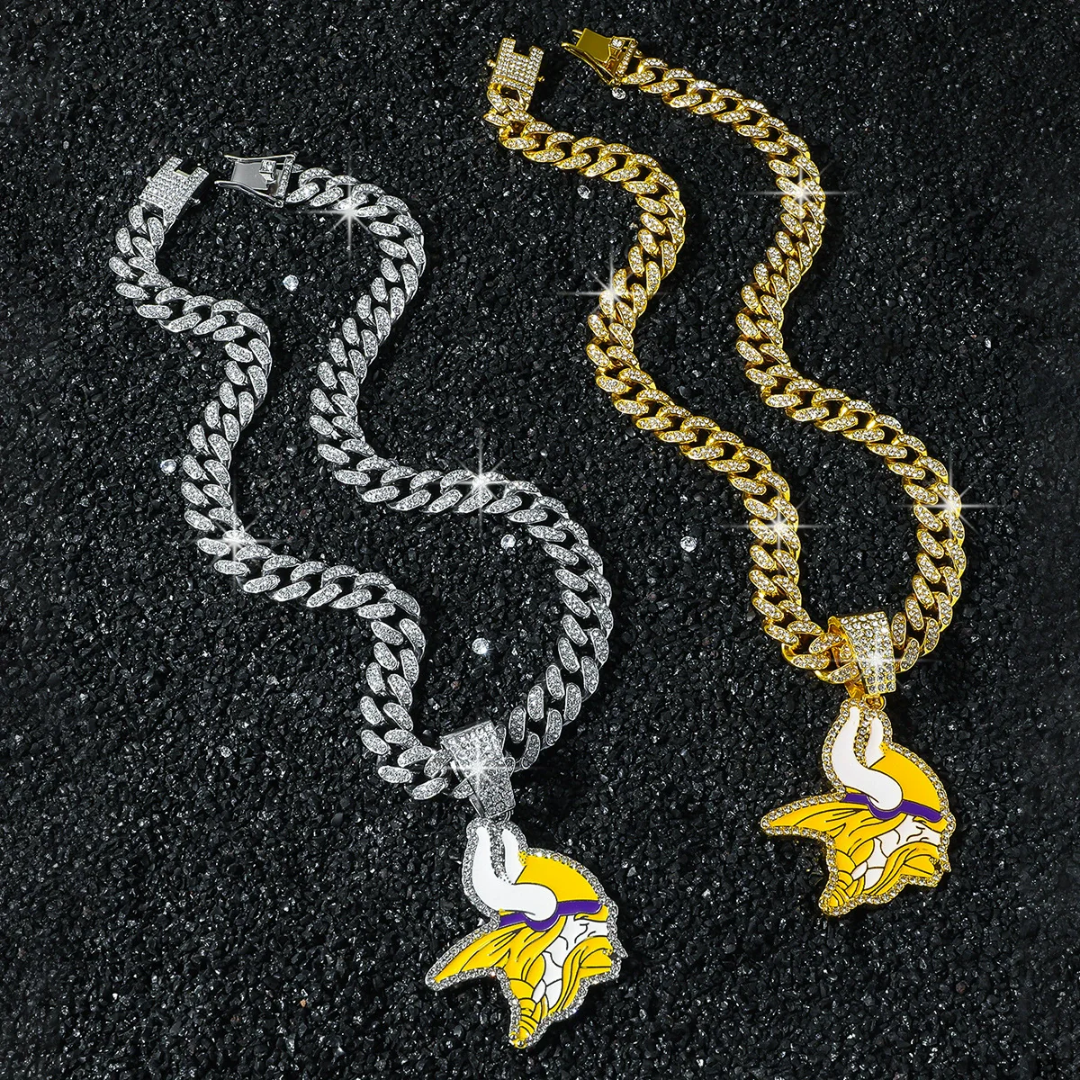 Men's Zinc Alloy Hiphop Style Oil Dripping Football Team Logo Pendant Necklace With Cuban Chain And Electroplating - Image 2