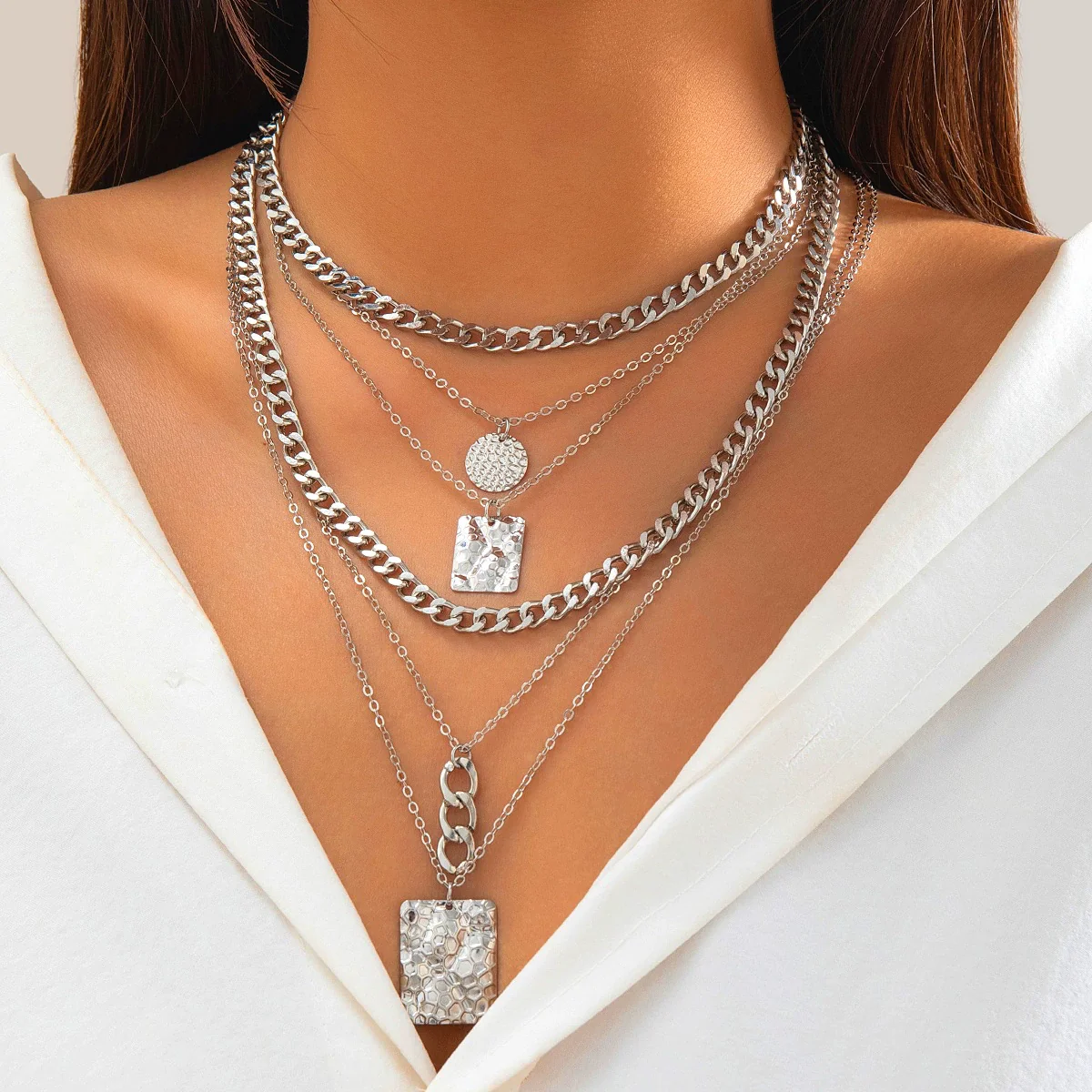 Metal Chain Stacked Necklace With Alloy Geometric Pendant And Snakeskin Pattern For Women - Image 2