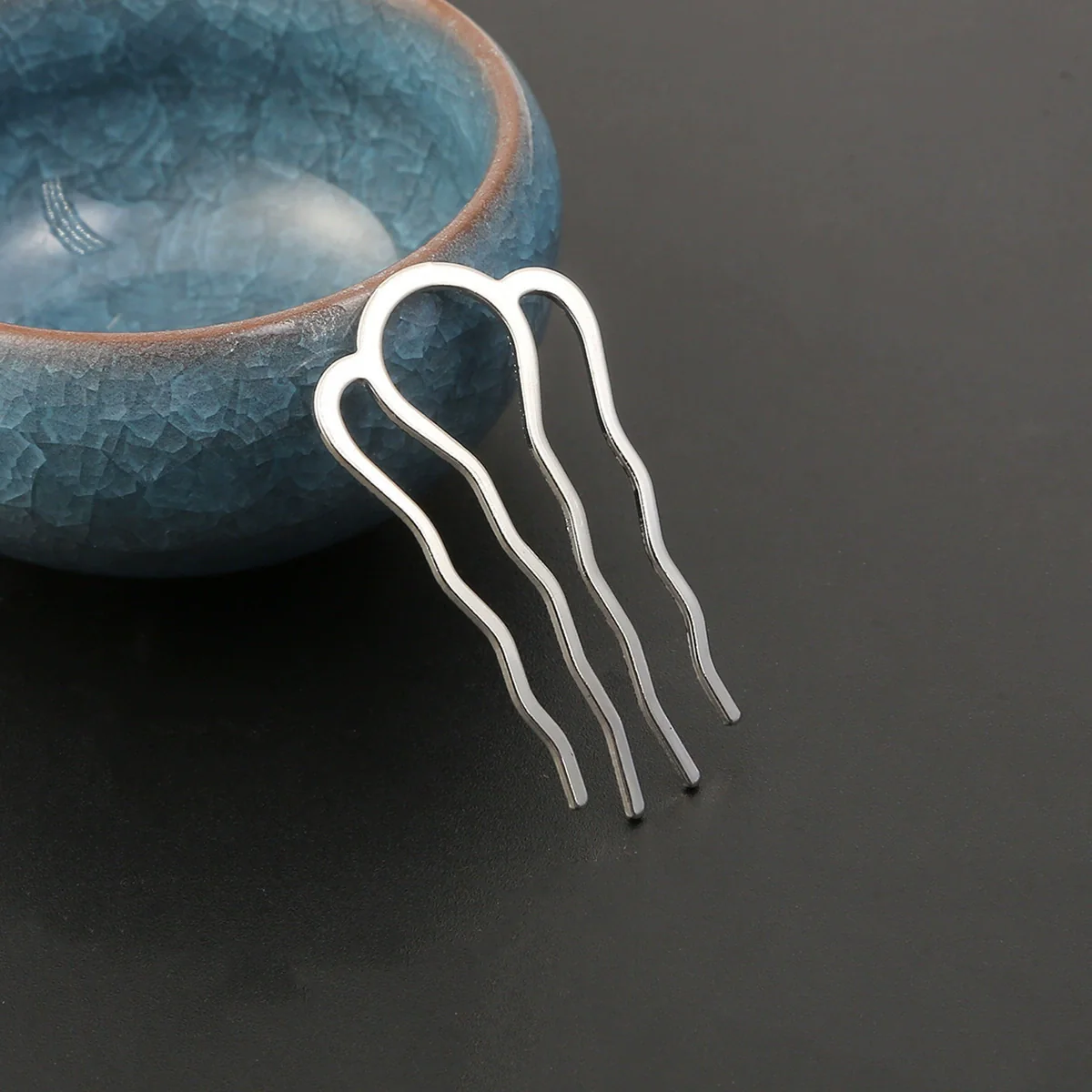 Metal Fourtooth Small Wave Pattern Hairpin Hair Comb With Electroplating Treatment - Image 7