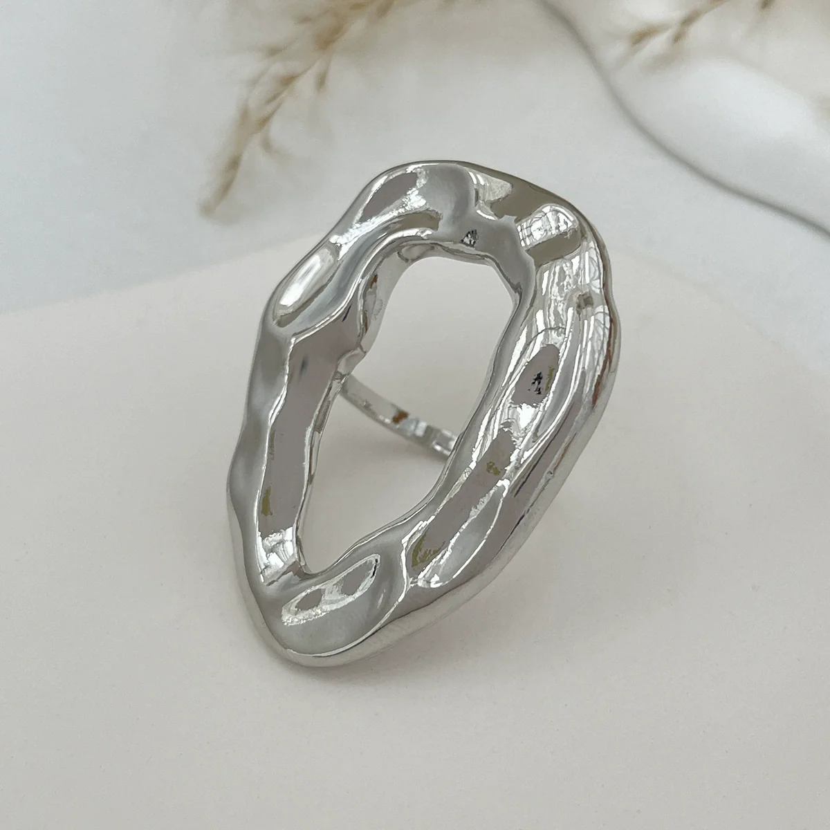 Metal Geometric Hollow Ring Electroplated For Women - Image 7