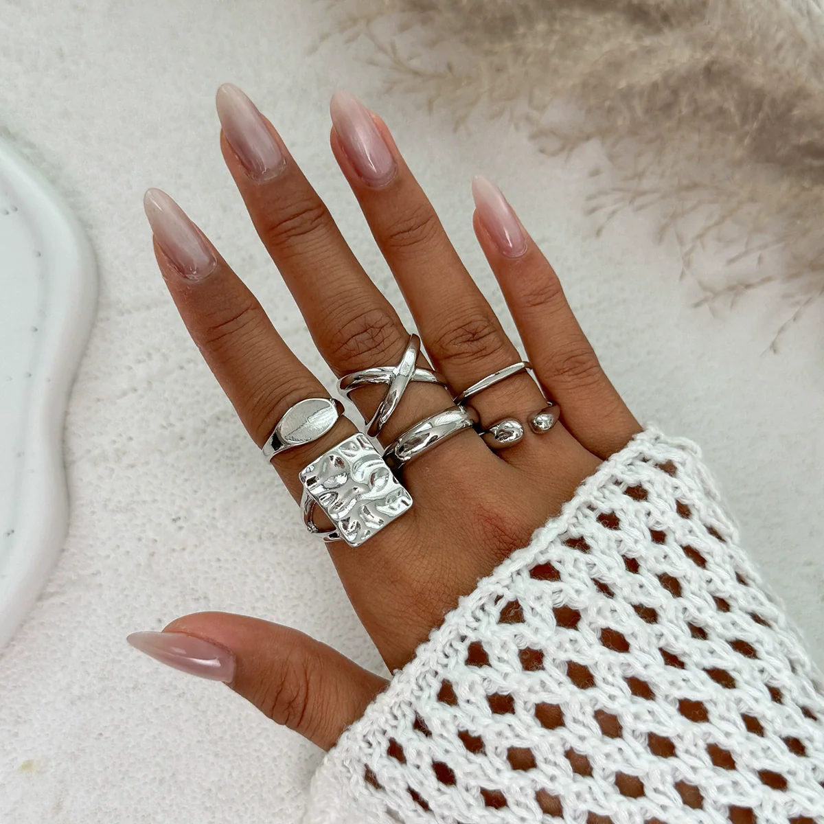 Metal Geometric Pleated Water Drop Ring Set For Women With Electroplating Design And Hiphop Style - Image 10