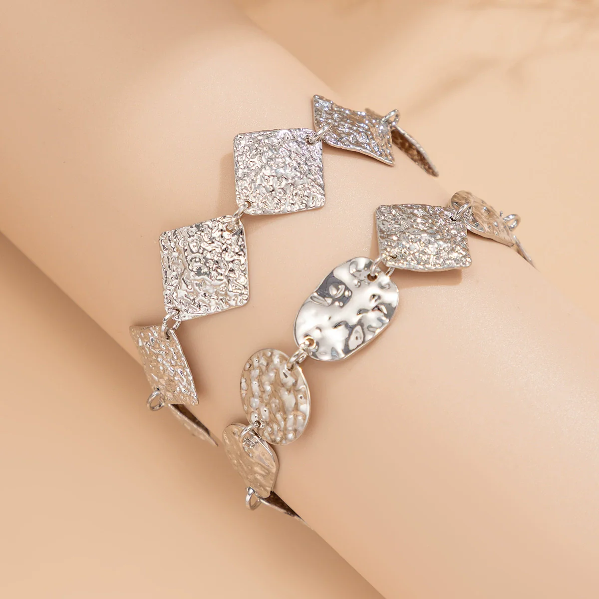 Metal Geometric Square Pleated Bracelet With Electroplating And Knocking Pattern For Women - Image 3