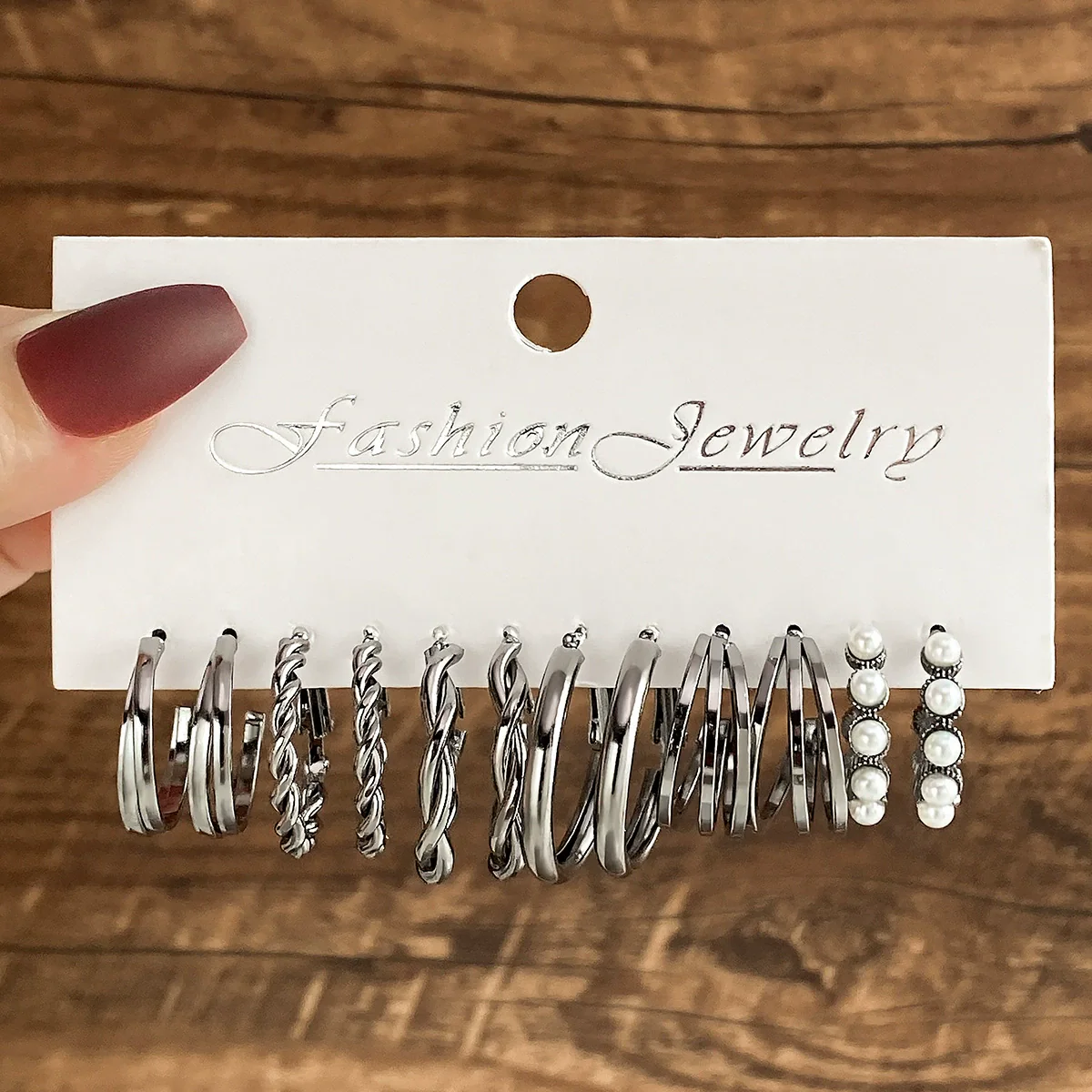 Metal Geometric Twist Chain Earrings Electroplated Minimalist Style For Women - Image 10