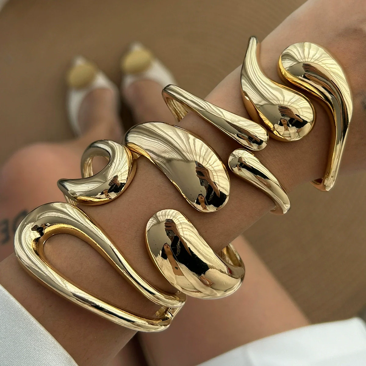 Metal Geometric Water Drops Hiphop Futuresense Electroplated Bracelet For Women