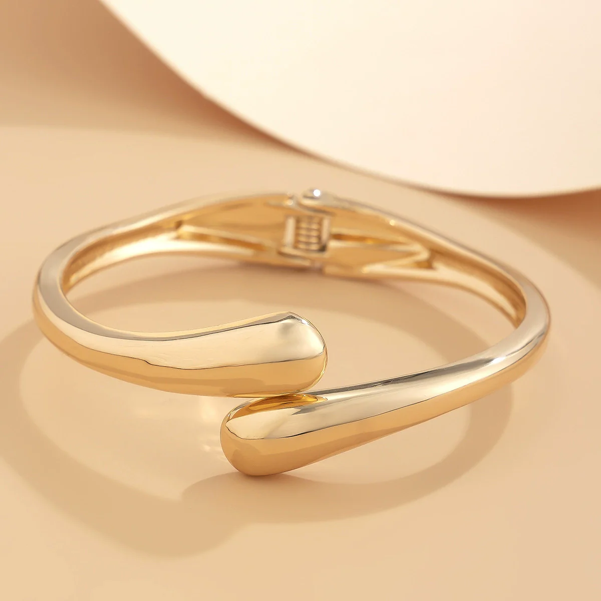 Metal Geometric Water Drops Hiphop Futuresense Electroplated Bracelet For Women - Image 6