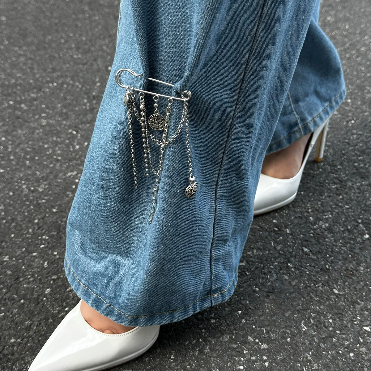 Metal Heartshaped Pendant Trouser Leg Chain Decoration Shortening Pin Brooch For Women Casual Style - Image 3