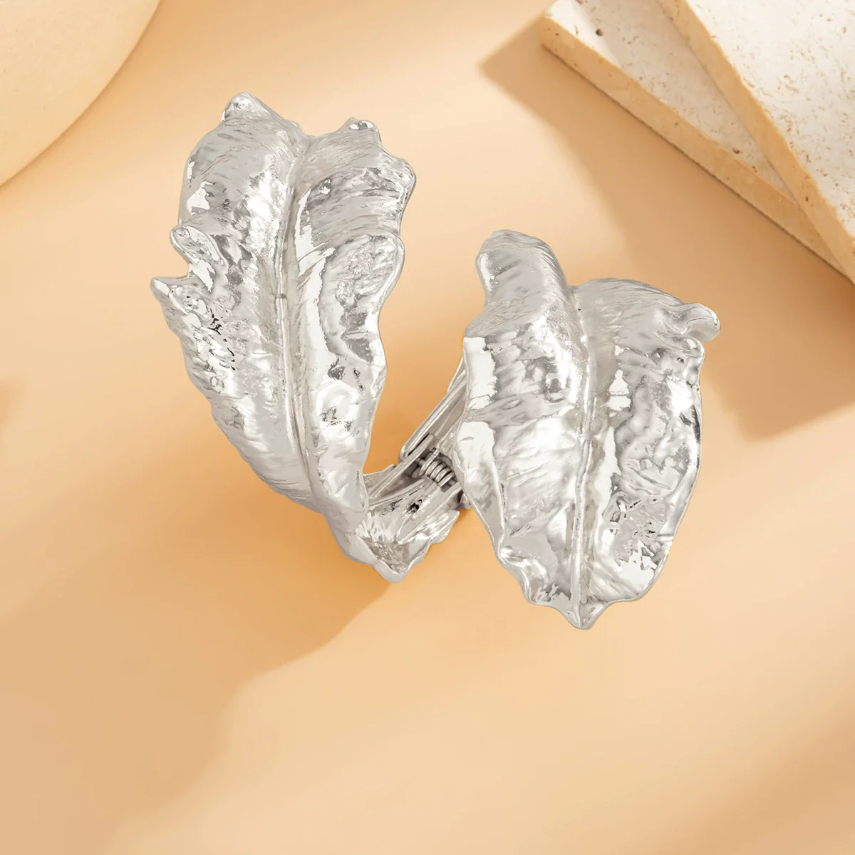 Metal Leaf Winding Exaggerated Wide Spring Opening Bracelet For Women Iron Electroplated Highend Design - Image 4