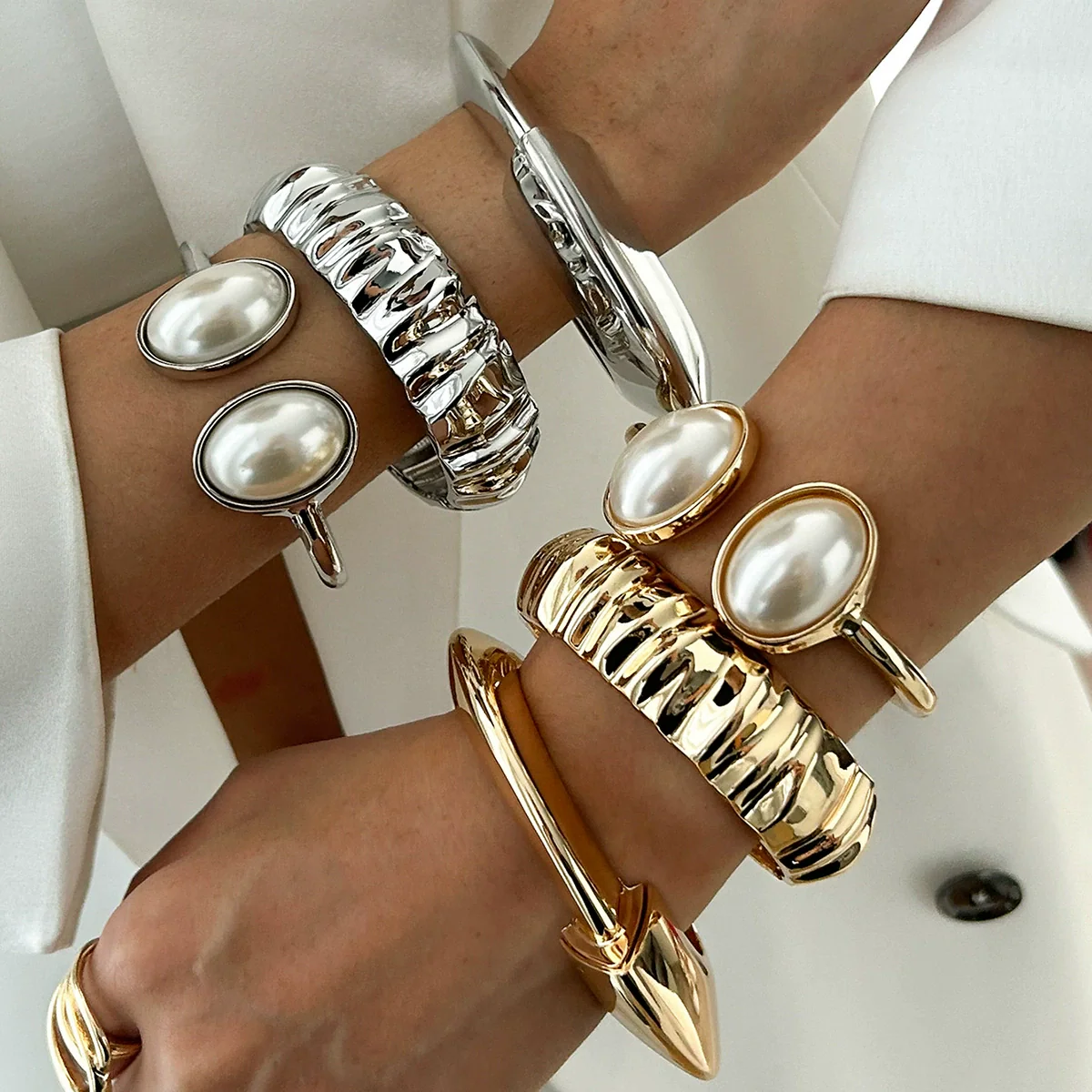 Metal Pleated Open Bracelet For Women With Liquid Metal And Imitation Pearl In Ins Style Electroplated