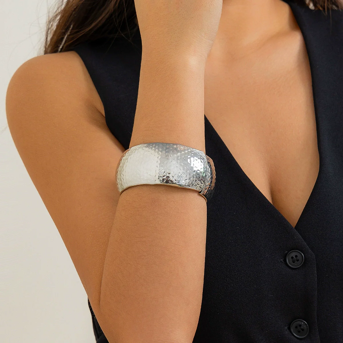 Metal Snake Stripe Wide Open Bracelet For Women Niche Style Electroplated - Image 8