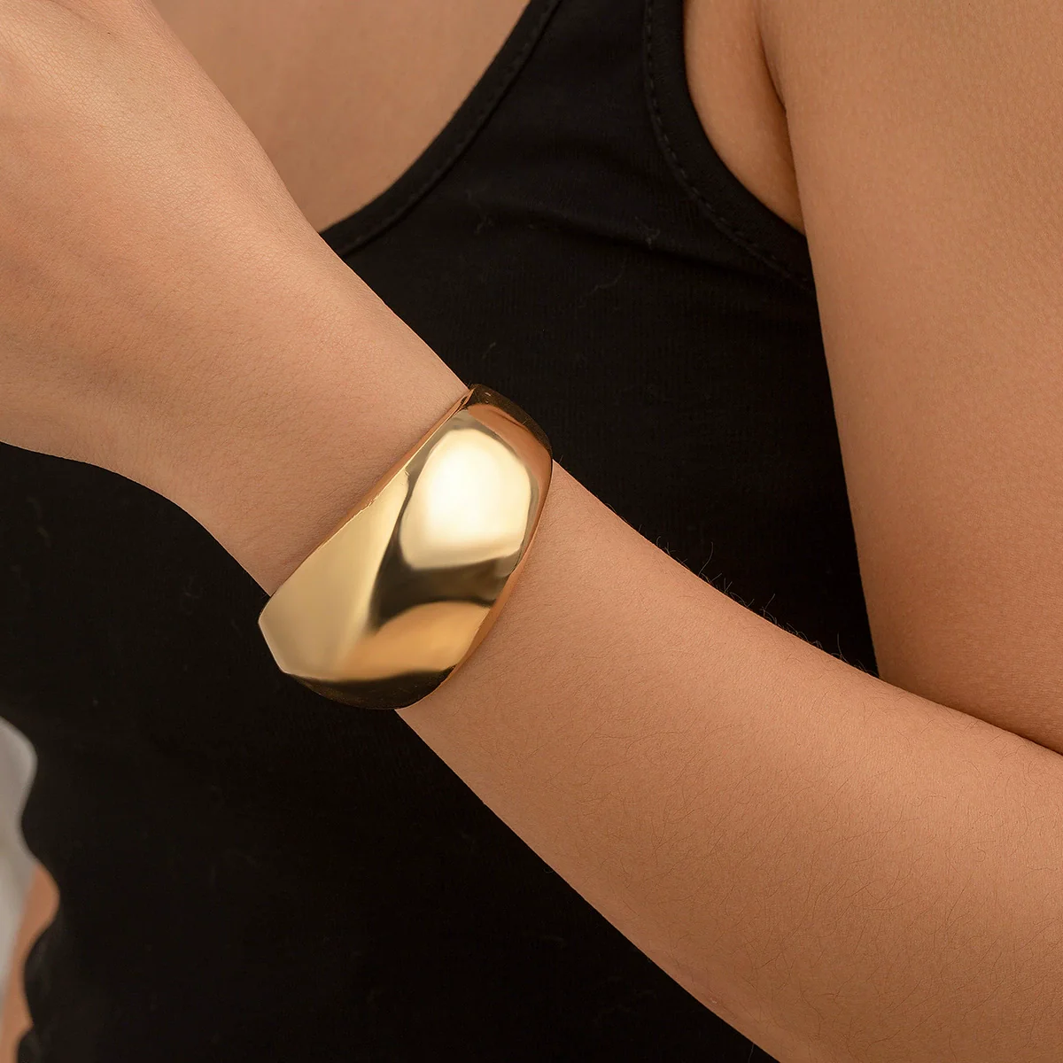 Metal Snake Stripe Wide Open Bracelet For Women Niche Style Electroplated - Image 9