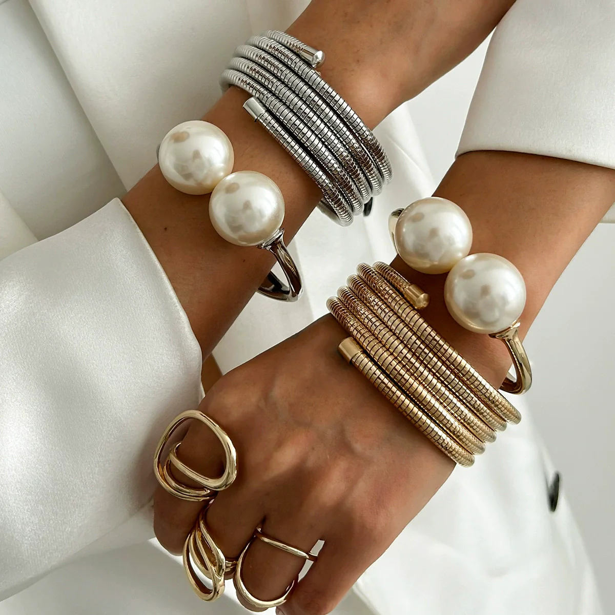 Metal Spring Bracelet Punk Stacked Multilayer Geometric Ins Style For Women With Big Pearl And Electroplating - Image 3
