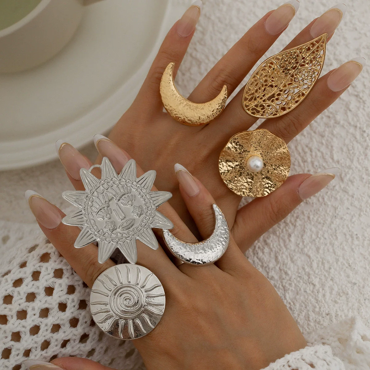 Metal Sunflower Leaf Moon Imitation Pearl Ring Geometric Flower Style Electroplated For Women