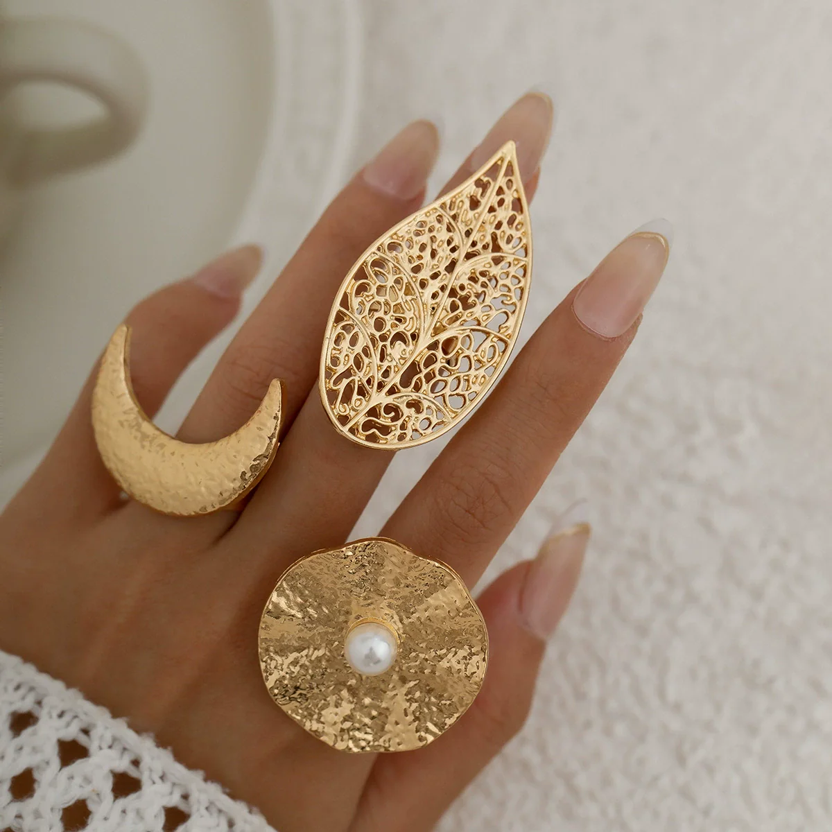Metal Sunflower Leaf Moon Imitation Pearl Ring Geometric Flower Style Electroplated For Women - Image 2