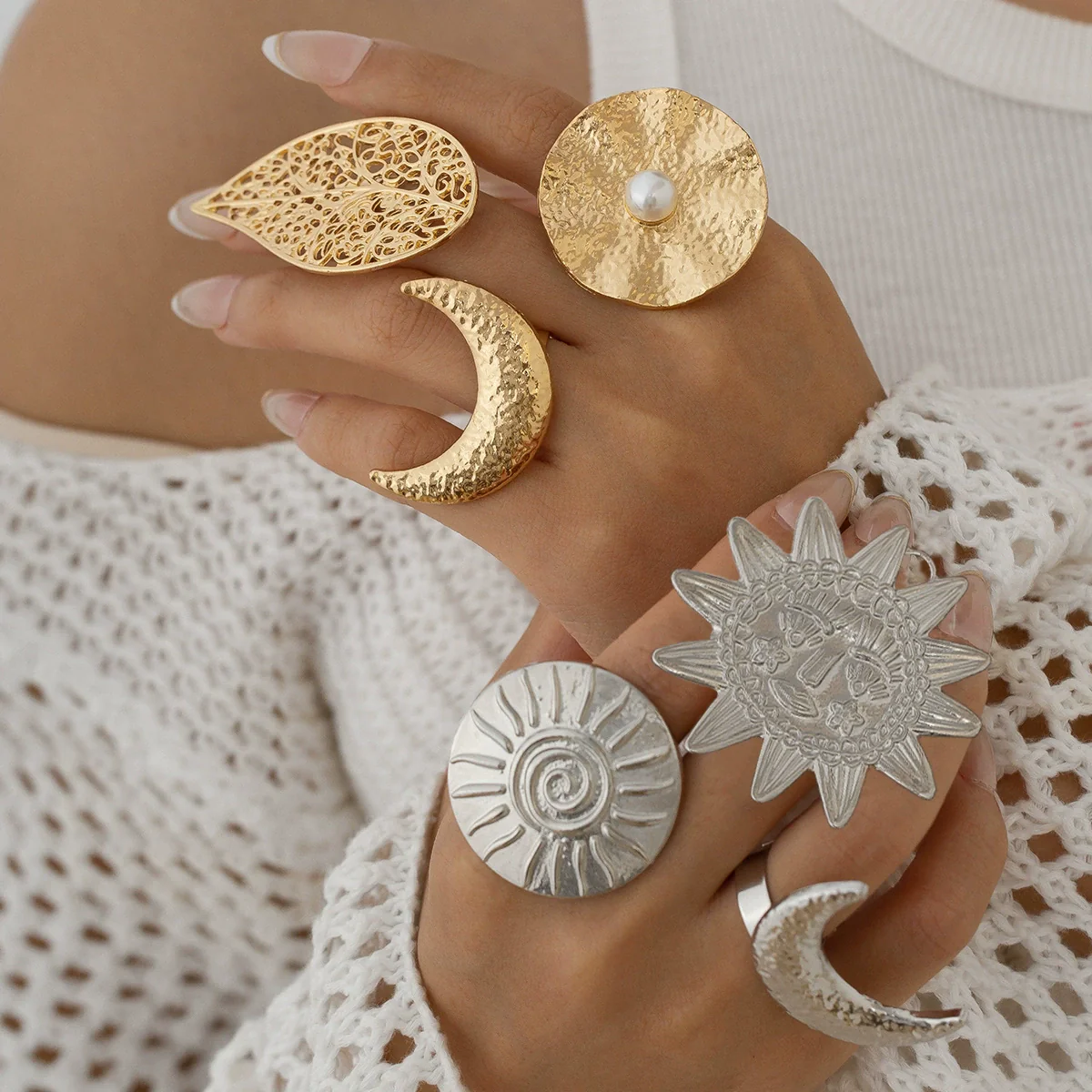 Metal Sunflower Leaf Moon Imitation Pearl Ring Geometric Flower Style Electroplated For Women - Image 3
