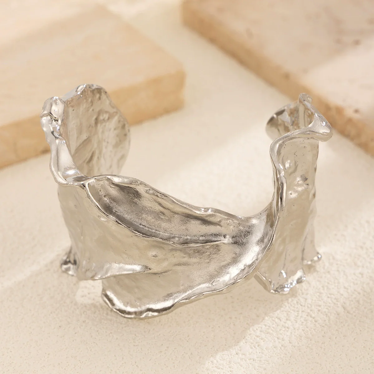 Metal Threedimensional Leaf Open Bracelet With Electroplating Design - Image 4