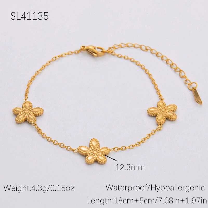 Minimalist Geometric Heartshaped Stainless Steel 18K Goldplated Bracelet Jewelry For Women - Image 7