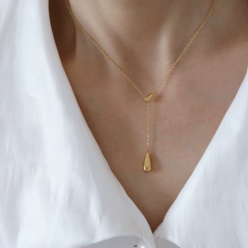 Minimalist Light Luxury Style Electroplated Titanium Steel Water Drop Pendant O Word Chain Unisex Necklace - Image 6