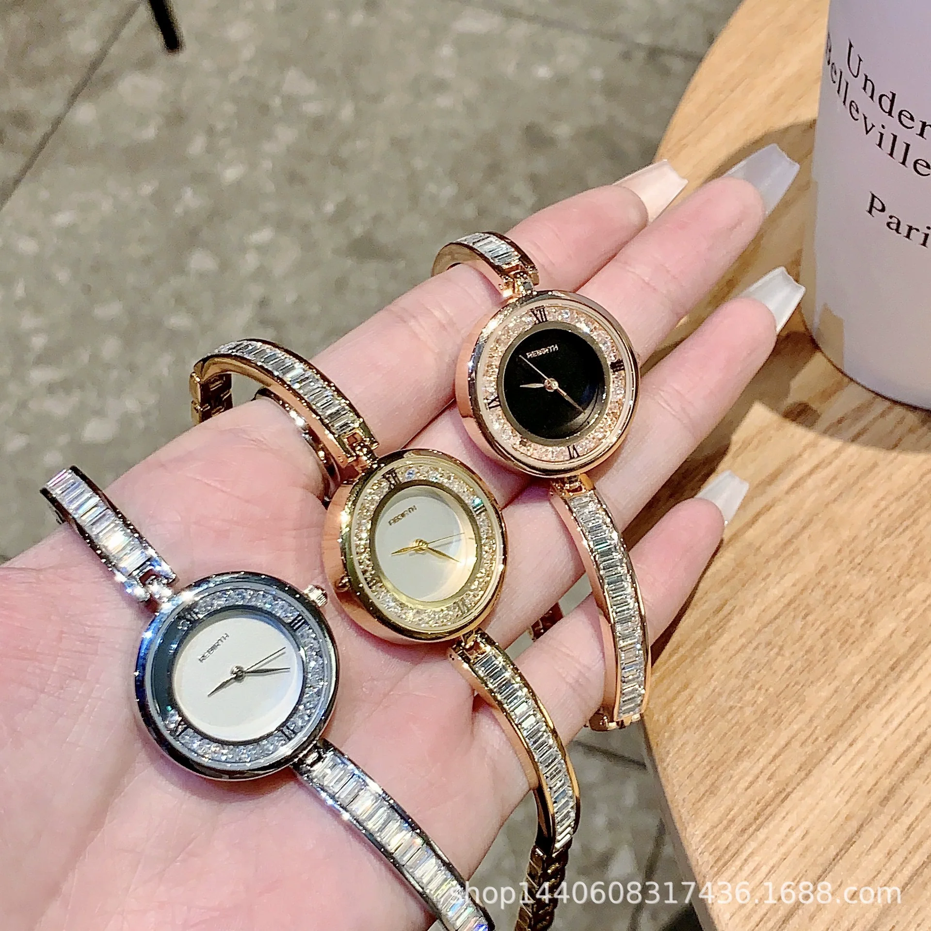 Mobile Rhinestone Fashion Simple Women's Bracelet Watch Alloy Ordinary Glass Mirror - Image 4