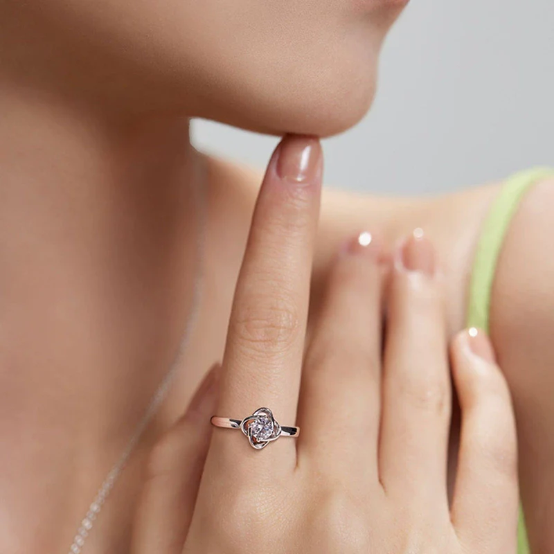 Moissanite S925 Sterling Silver Geometric Fourleaf Clover Ring Set With Diamonds Light Luxury Design - Image 3