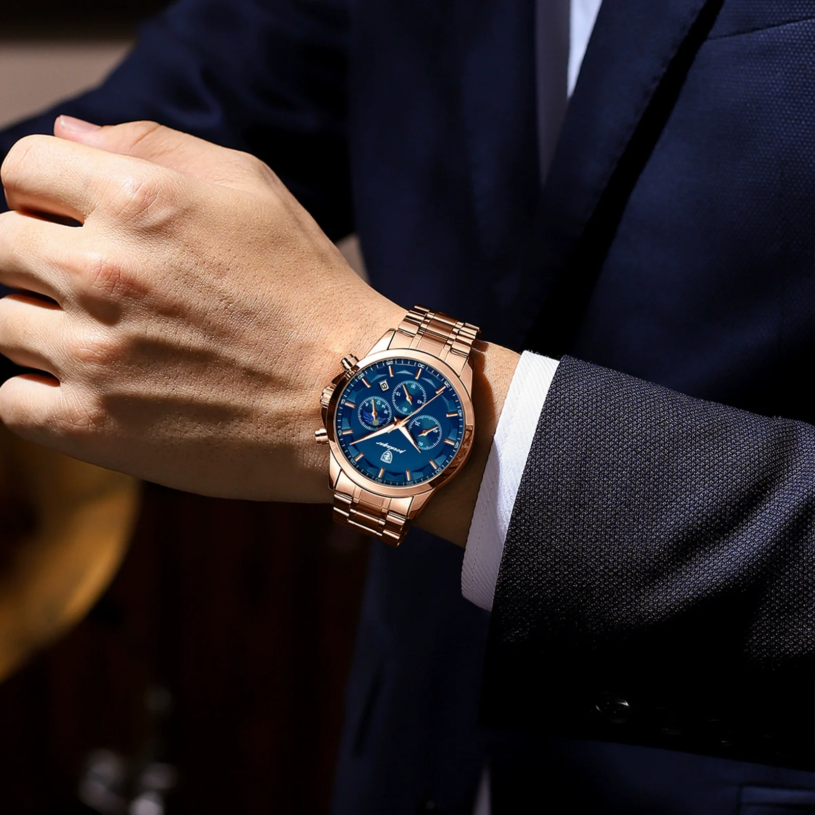 Multifunctional Men's Stainless Steel Band Quartz Watch With Round Dial And Onion Crown Leisure Style