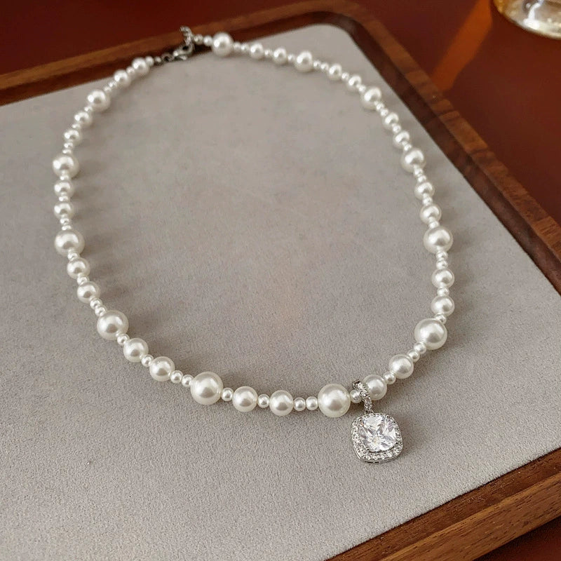 Necklace Fake Pearl Acrylic Geometric Inlaid With Pearls Light Luxury Women's Clavicle Chain - Image 25