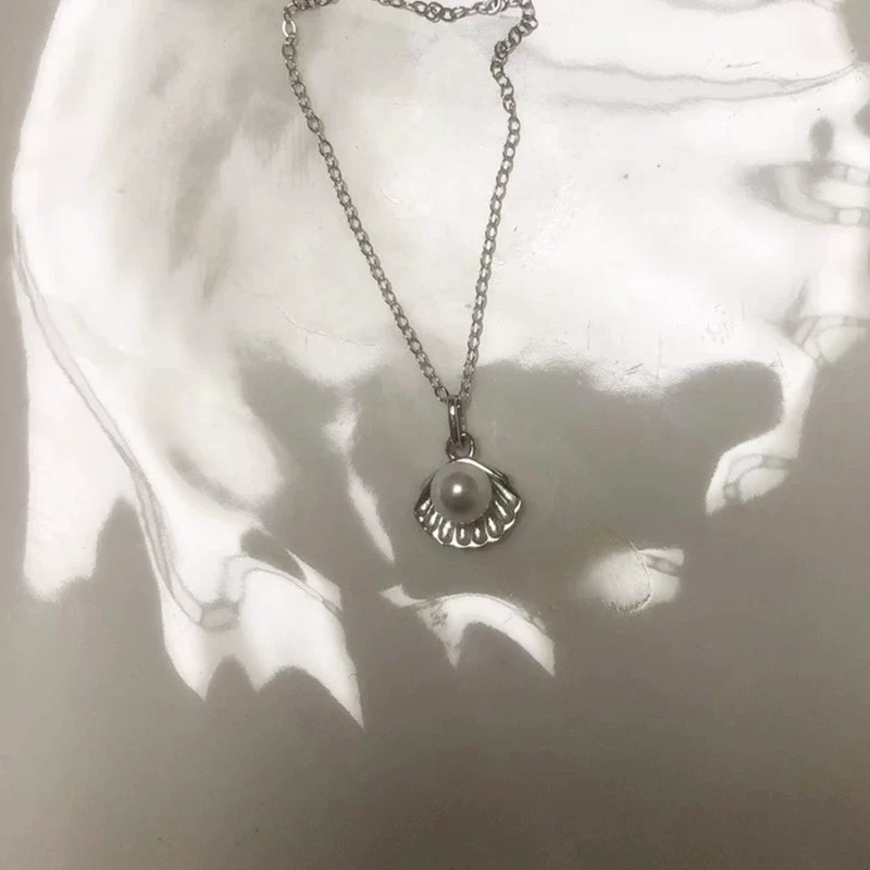 Necklace S925 Sterling Silver French Pearl Beads Shell Pendant Light Luxury Geometric Design Set With Pearls - Image 6