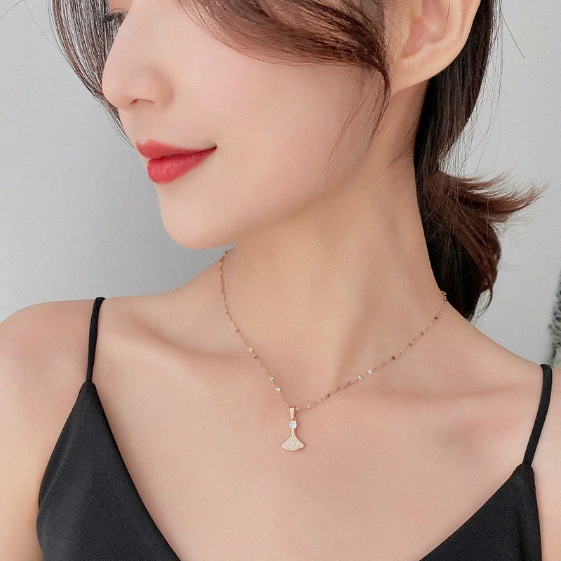 Necklace Titanium Steel Copper Inlaid Zircon Geometric Vacuum Plating Fashion - Image 3