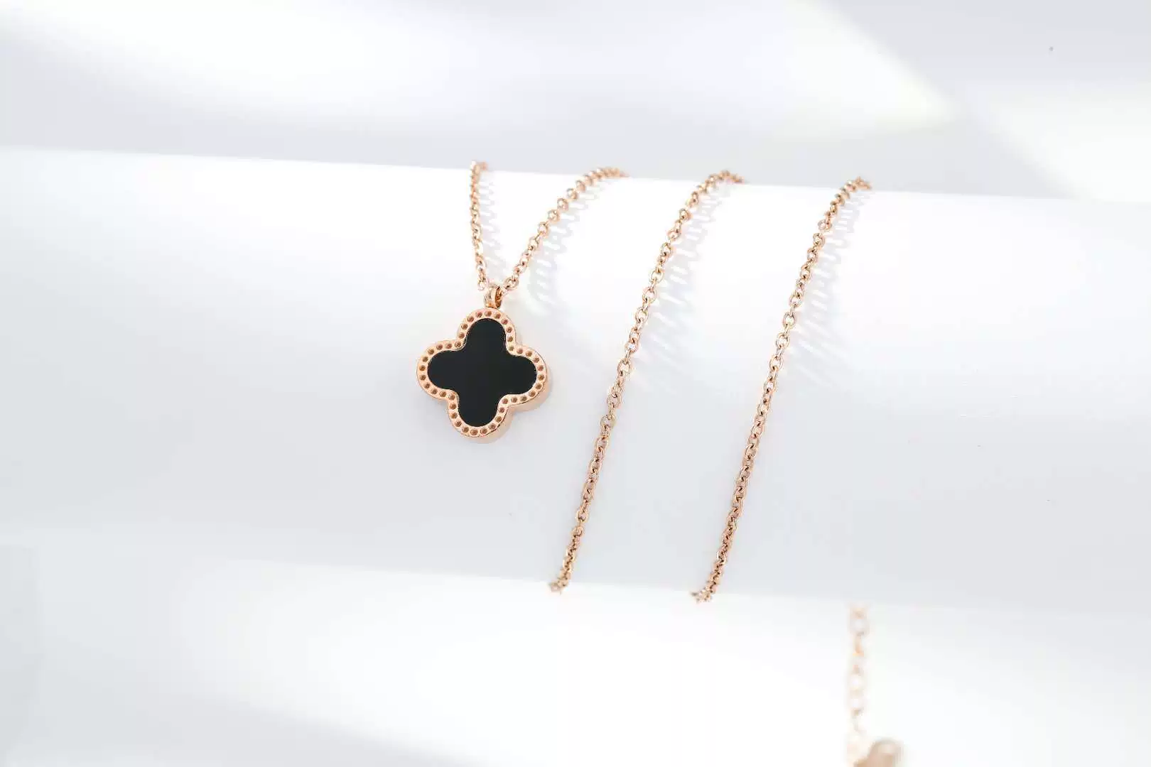 Necklace Titanium Steel Copper Inlaid Zircon Geometric Vacuum Plating Fashion - Image 5