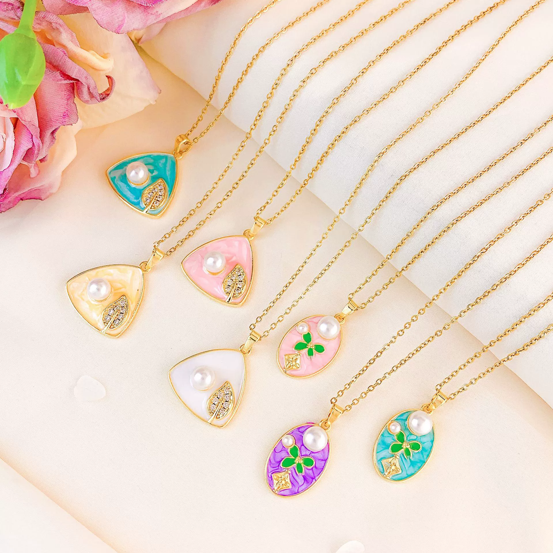 Necklace Titanium Steel Copper Real Gold Plated Oil Painting Tulip Geometric Sweet Style Cross Chain - Image 3