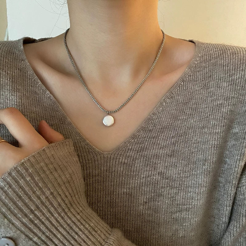 Necklace Titanium Steel Geometric Baroque Pearl Vintage Light Luxury Electroplated - Image 4