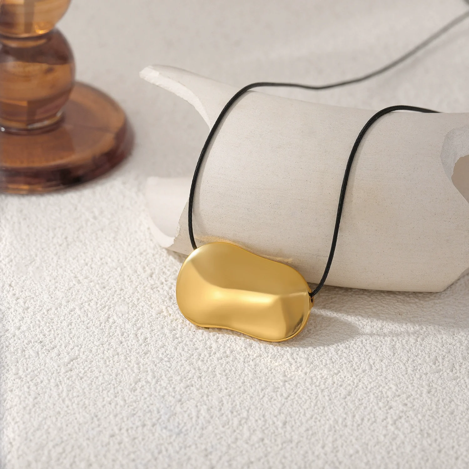 Necklace Zinc Alloy Geometric Irregular Hollow Electroplating Fashion Women's - Image 3