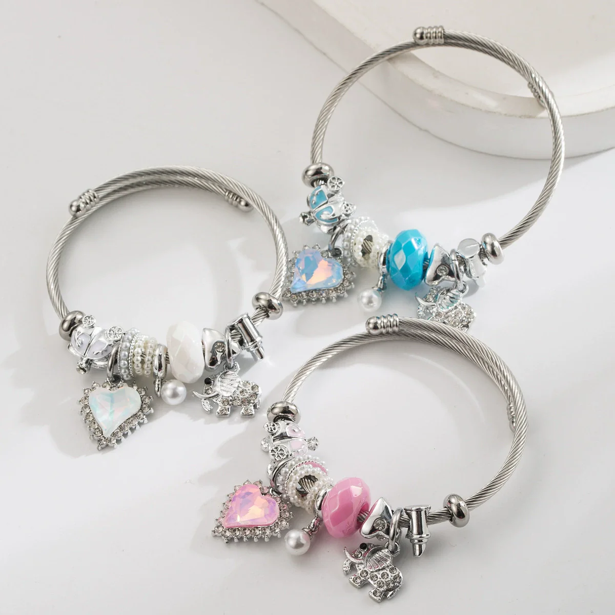 New Fashion Unisex Geometric Stainless Steel Alloy Bracelet Set With Diamonds Featuring Heart And Elephant Pearl Pendants