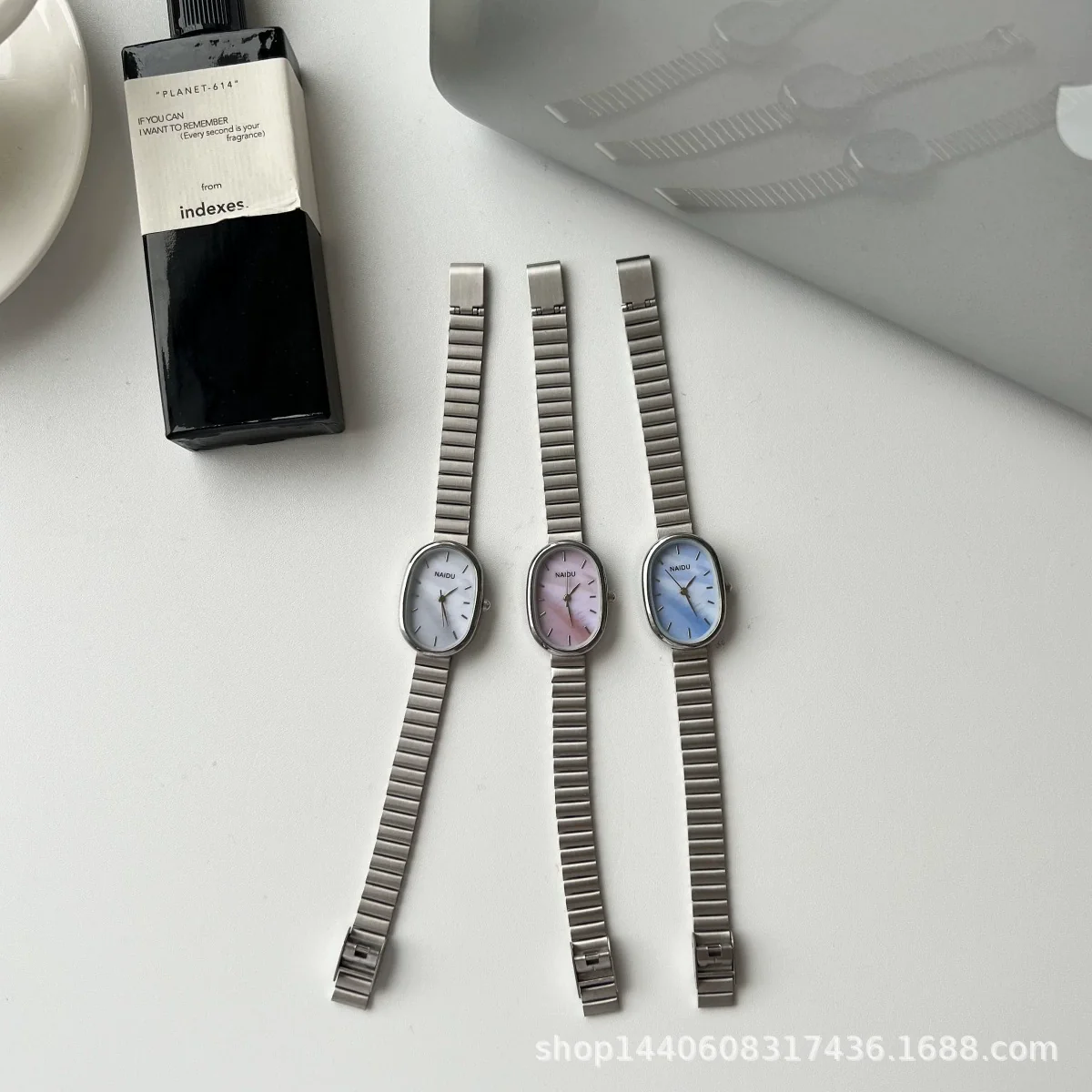 Oval Bamboo And Metal Steel Band Quartz Watch For Female Students Leisure Style Alloy Case Ordinary Glass Mirror