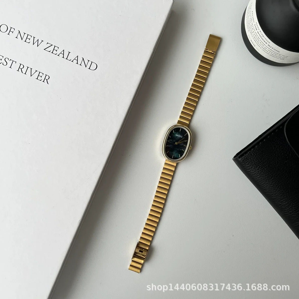 Oval Bamboo And Metal Steel Band Quartz Watch For Female Students Leisure Style Alloy Case Ordinary Glass Mirror - Image 2