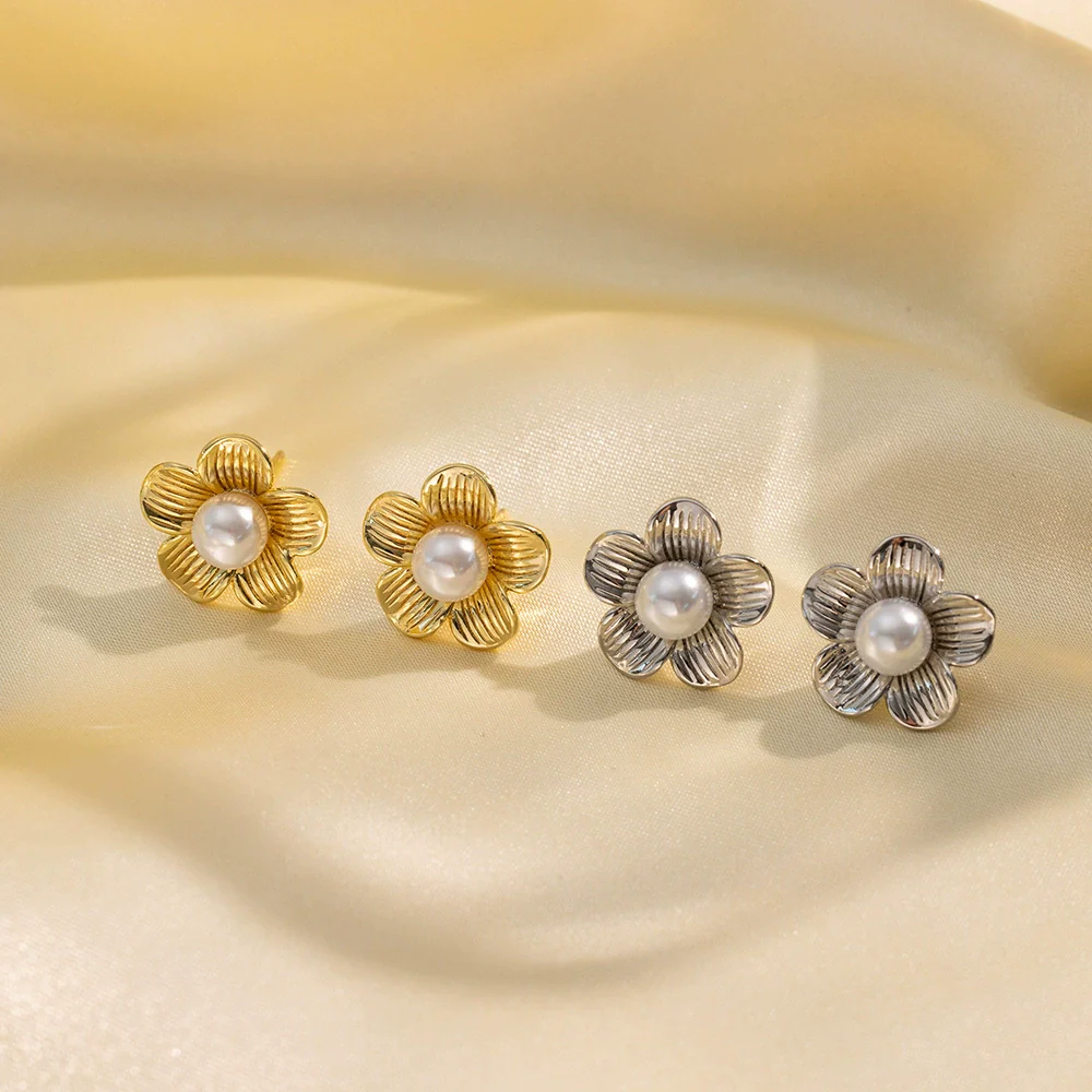 Pearl Flower Geometric Stainless Steel And Copper Electroplated Women's Vintage Fashion Minimalist Ear Studs - Image 2
