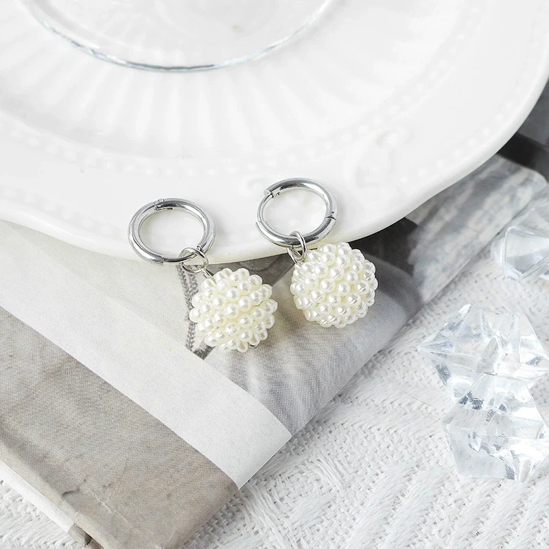 Pearl Geometric Retro Earrings For Women - Image 5